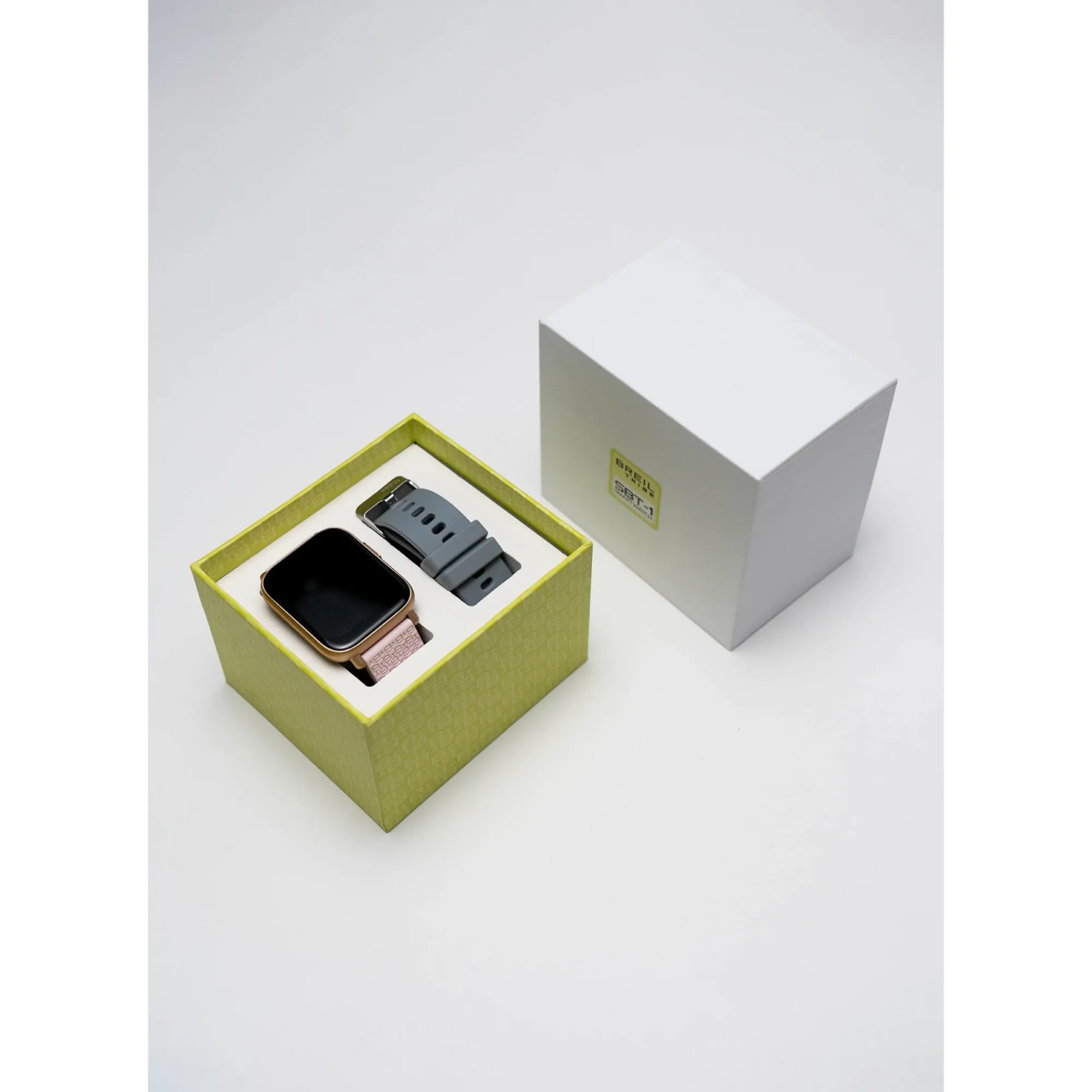 Donna Breil Smartwatch-SBT-1-SMARTWATCH CON DOPPIO CINTURINO E CASSA IP ROSE